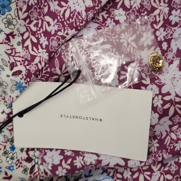 Halston blouse size medium - Picture 9 of 10